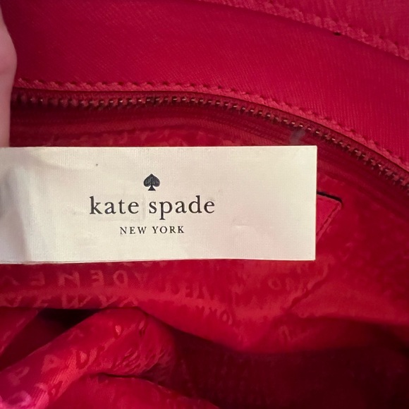 🌟 Stunning 'Crab Red' Kate Spade NY Laurel Way Dally Tote- EUC - Picture 14 of 15